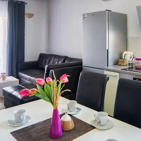 Excellente Belvedere Apartment Pula