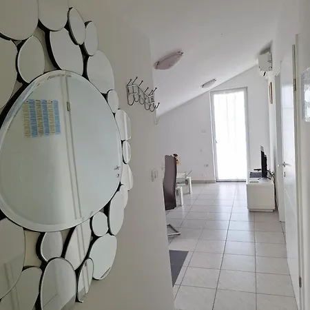 Excellente Belvedere Apartment *