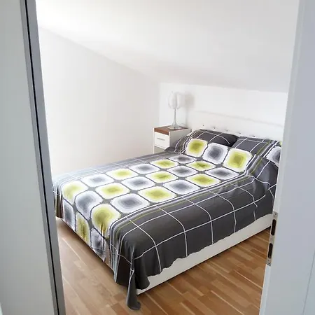Excellente Belvedere Daire