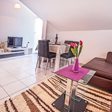 Excellente Belvedere Пула