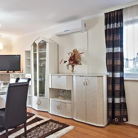 Apartment Excellente Belvedere Pula